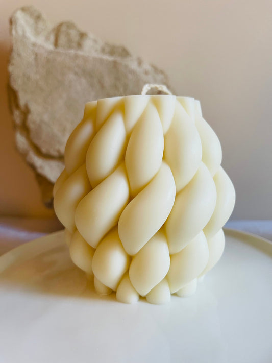 Braided Pillar